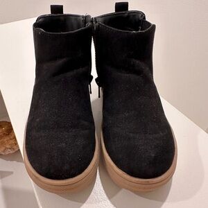 Gap Toddler Booties